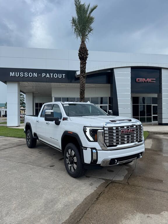 2025 GMC Sierra 2500HD Denali Crew Cab 4WD