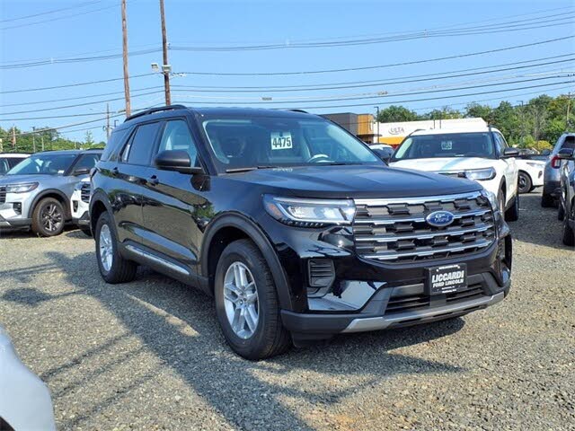 2025 Ford Explorer Active AWD