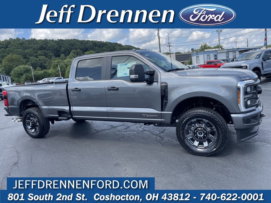 2025 Ford F-250 Super Duty XL Crew Cab 4WD