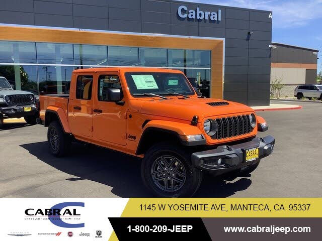 2025 Jeep Gladiator Sport S Crew Cab 4WD