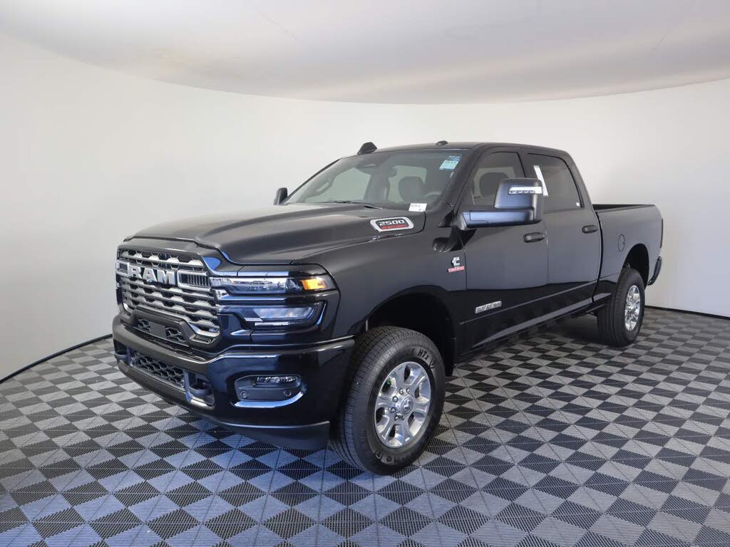 2025 RAM 2500 Big Horn Crew Cab 4WD