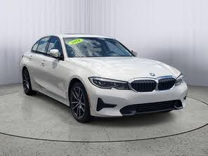 BMW 3 Series 330i Sedan RWD