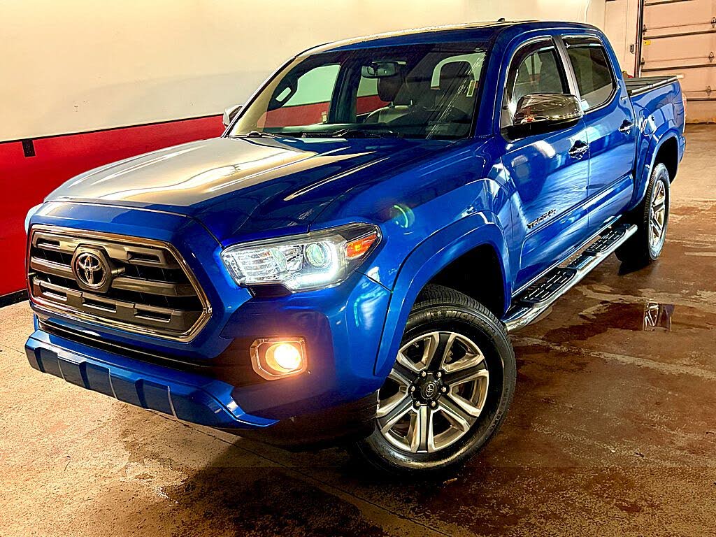 2017 Toyota Tacoma Limited V6 Double Cab 4WD