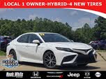 Toyota Camry Hybrid SE FWD