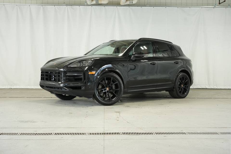 2025 Porsche Cayenne AWD