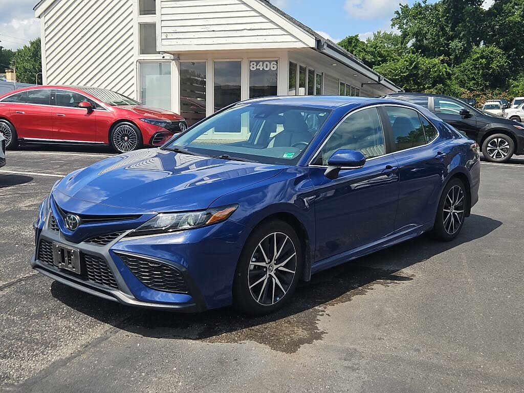 2023 Toyota Camry SE AWD