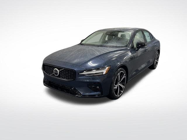 2024 Volvo S60 B5 Core Dark Theme FWD