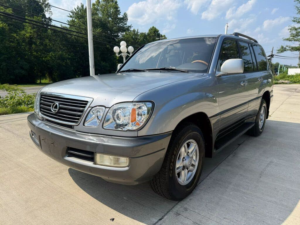 2002 Lexus LX 470 4WD