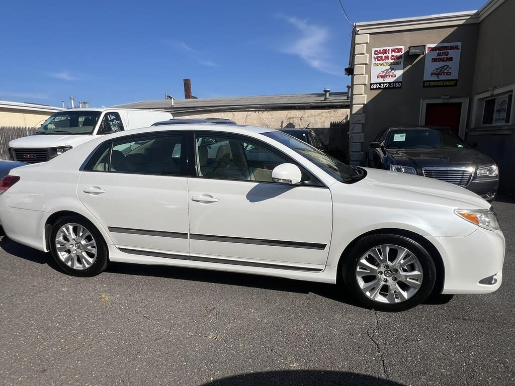 2011 Toyota Avalon