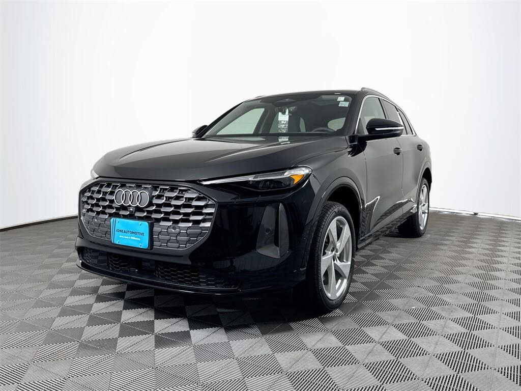 2025 Audi Q5 quattro Premium Plus 40 TFSI