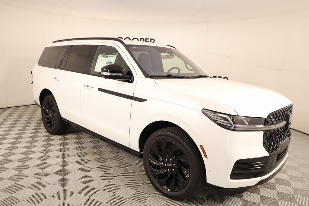 2025 Lincoln Navigator Reserve 4WD