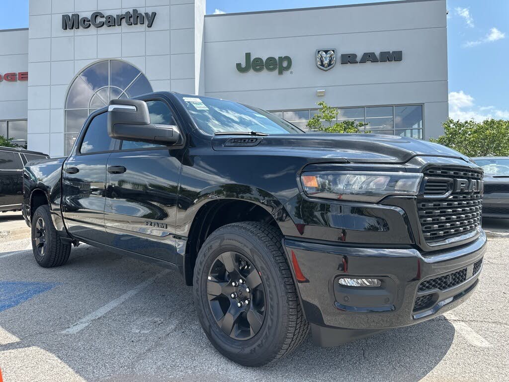 2025 RAM 1500 Tradesman Crew Cab 4WD
