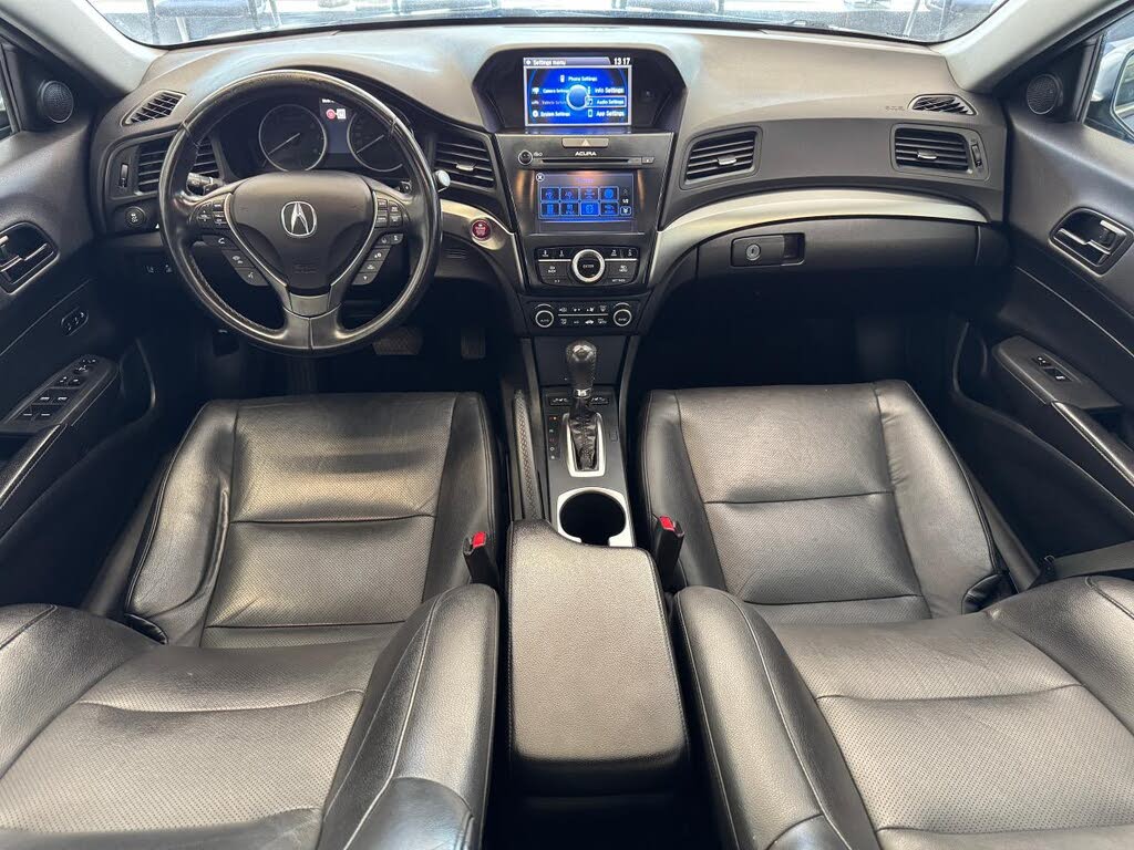 Acura ILX FWD with Premium Package 2016