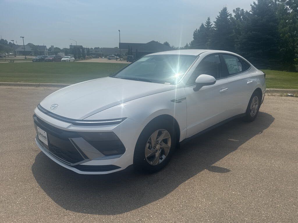 2025 Hyundai Sonata SE FWD