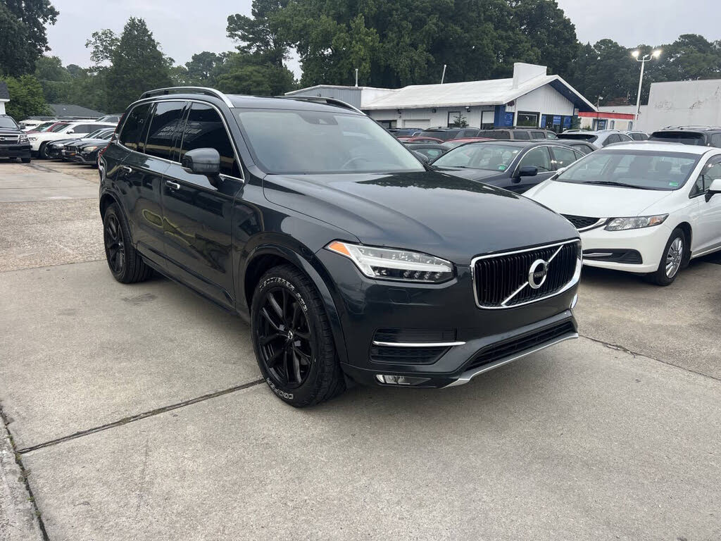 2016 Volvo XC90 T6 Momentum AWD