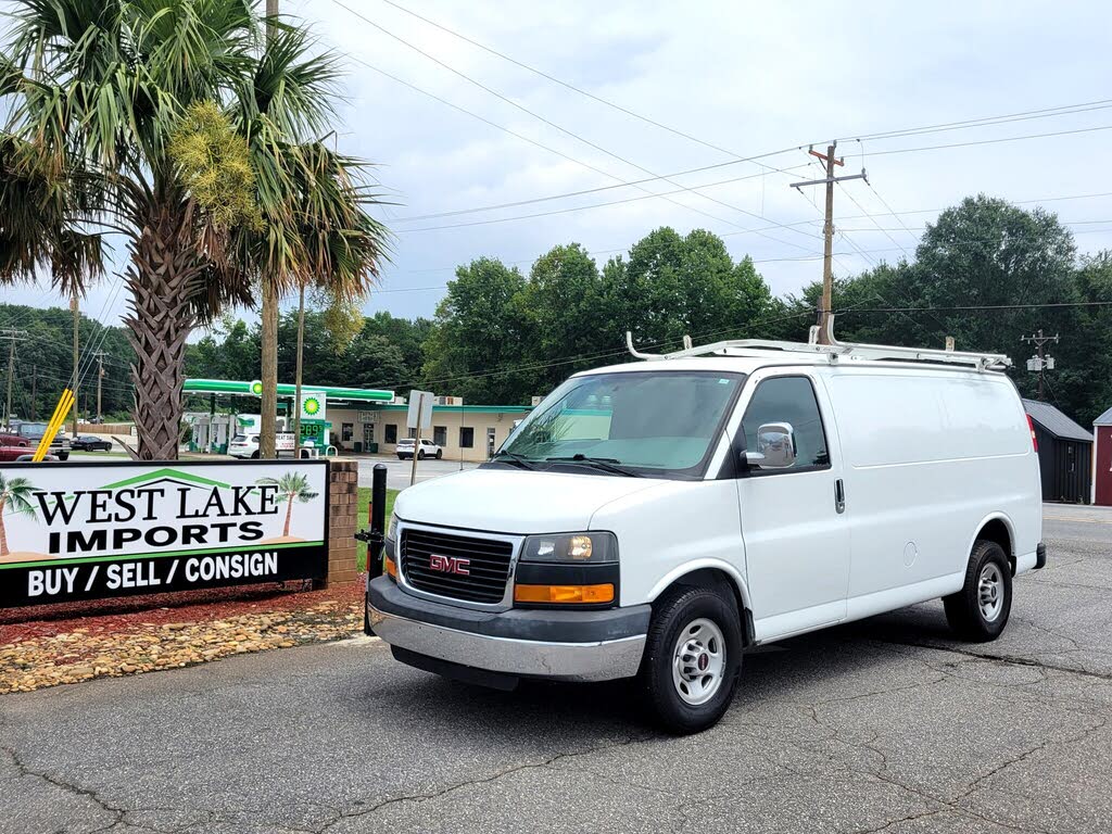 2015 GMC Savana Cargo 2500 RWD