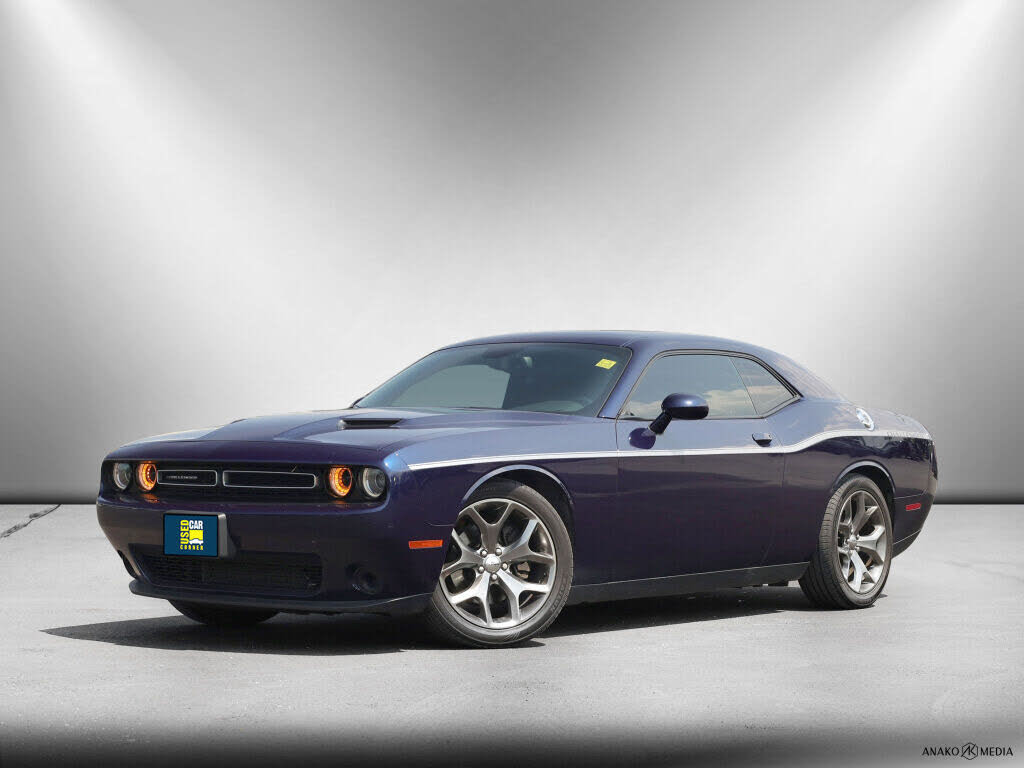 2016 Dodge Challenger SXT RWD