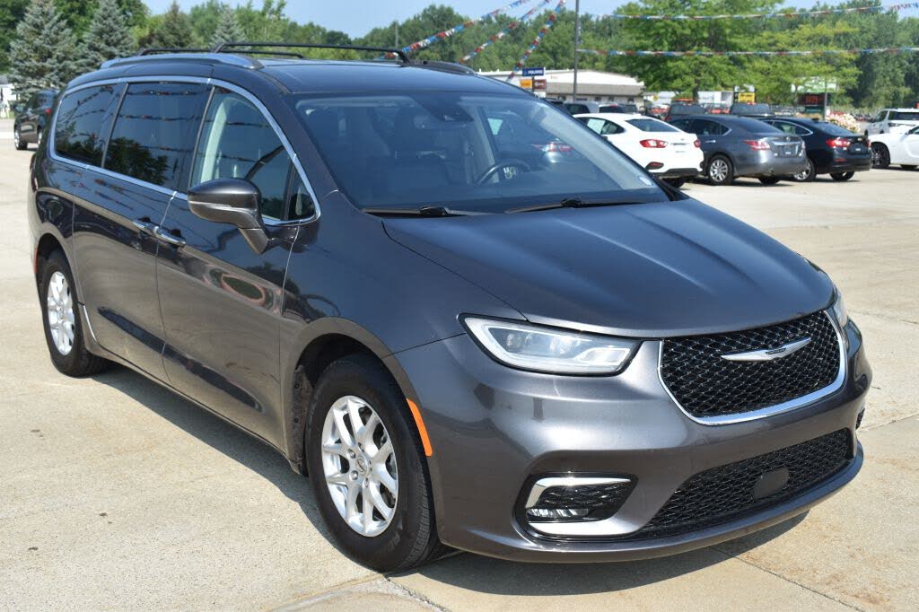 2021 Chrysler Pacifica Touring L FWD