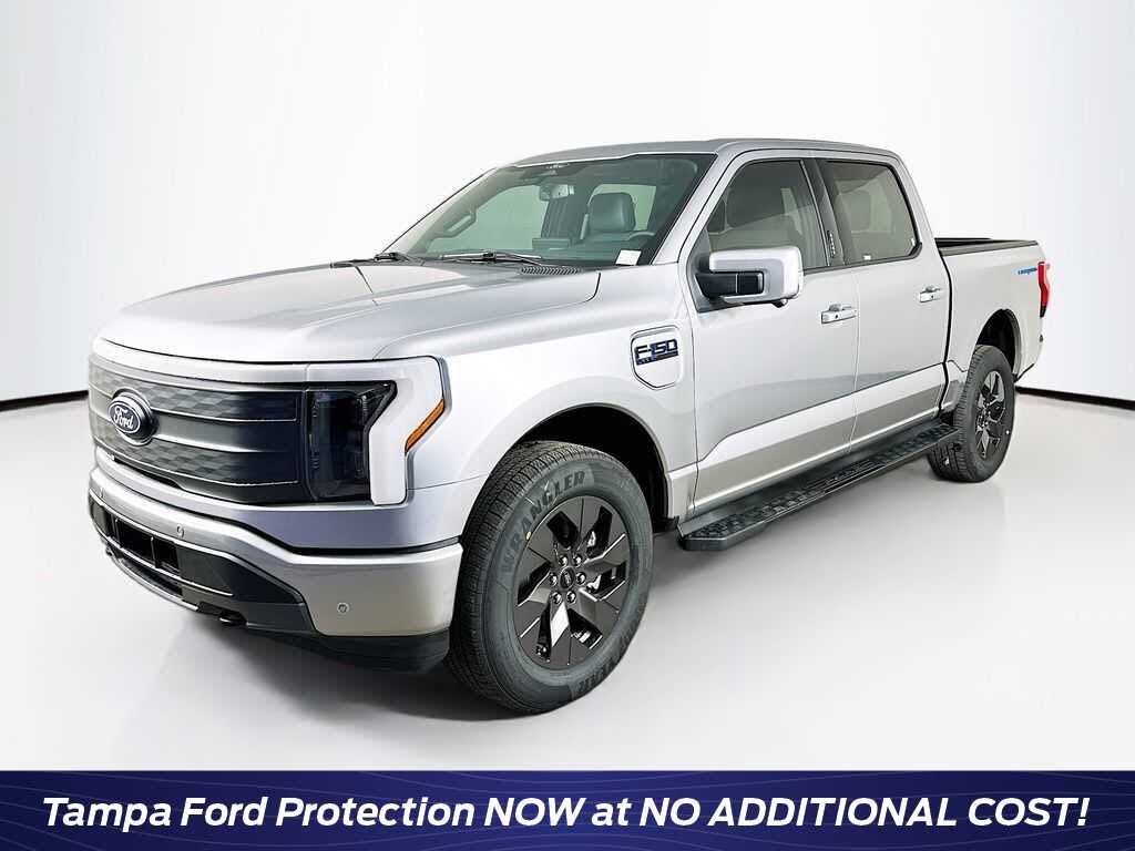 2025 Ford F-150 Lightning Lariat SuperCrew AWD