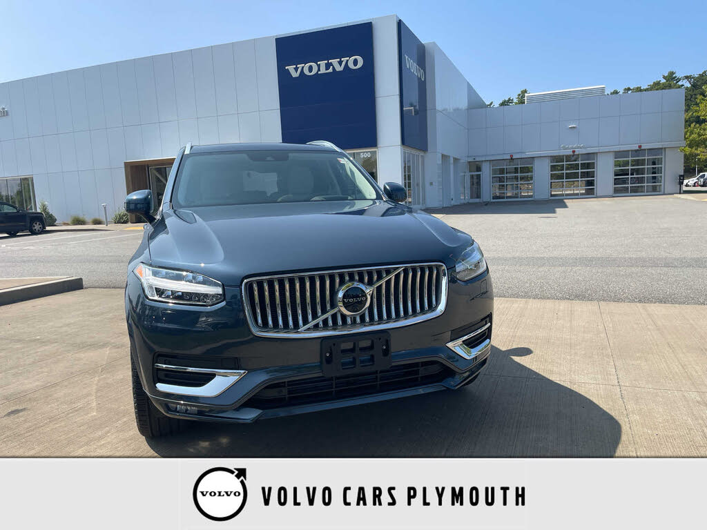 2022 Volvo XC90 T6 Inscription 7-Passenger AWD