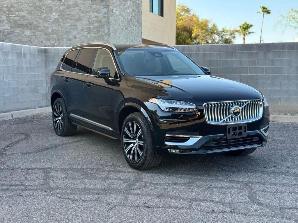 2024 Volvo XC90 B6 Plus Bright Theme 7-Passenger AWD