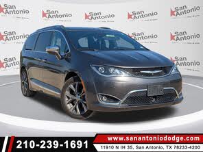 Chrysler Pacifica Limited 35th Anniversary FWD