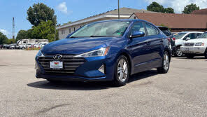 Hyundai Elantra SEL FWD