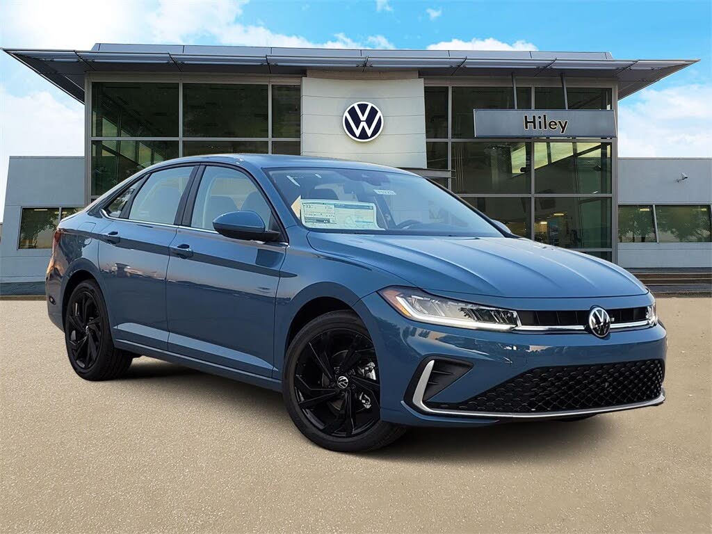 2025 Volkswagen Jetta SE FWD