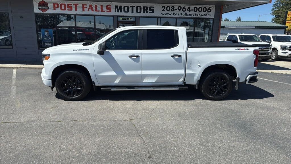 2023 Chevrolet Silverado 1500 Custom Crew Cab 4WD