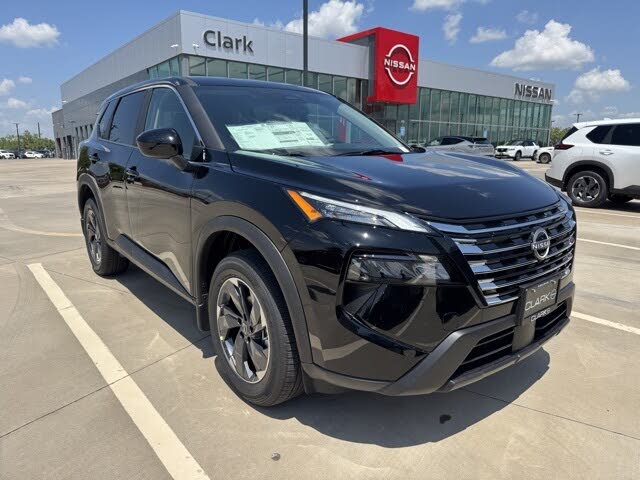 2026 Nissan Rogue SV FWD