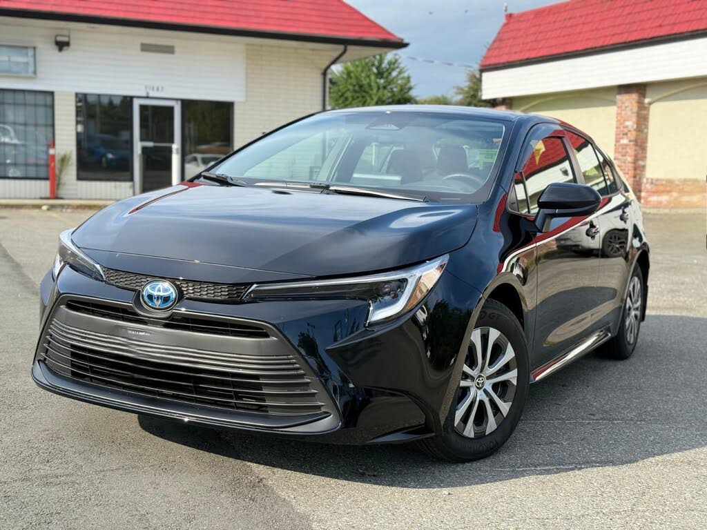 2025 Toyota Corolla Hybrid LE FWD