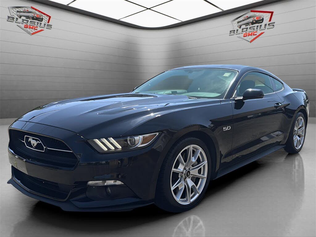 2015 Ford Mustang GT Premium Coupe RWD