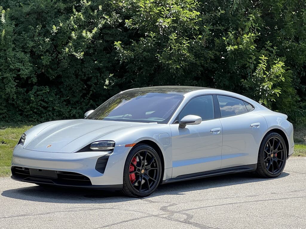 2022 Porsche Taycan GTS Sedan AWD