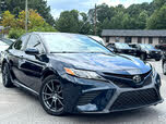 Toyota Camry SE FWD