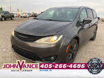 Chrysler Pacifica Touring FWD