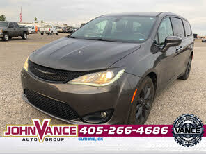 Chrysler Pacifica Touring FWD