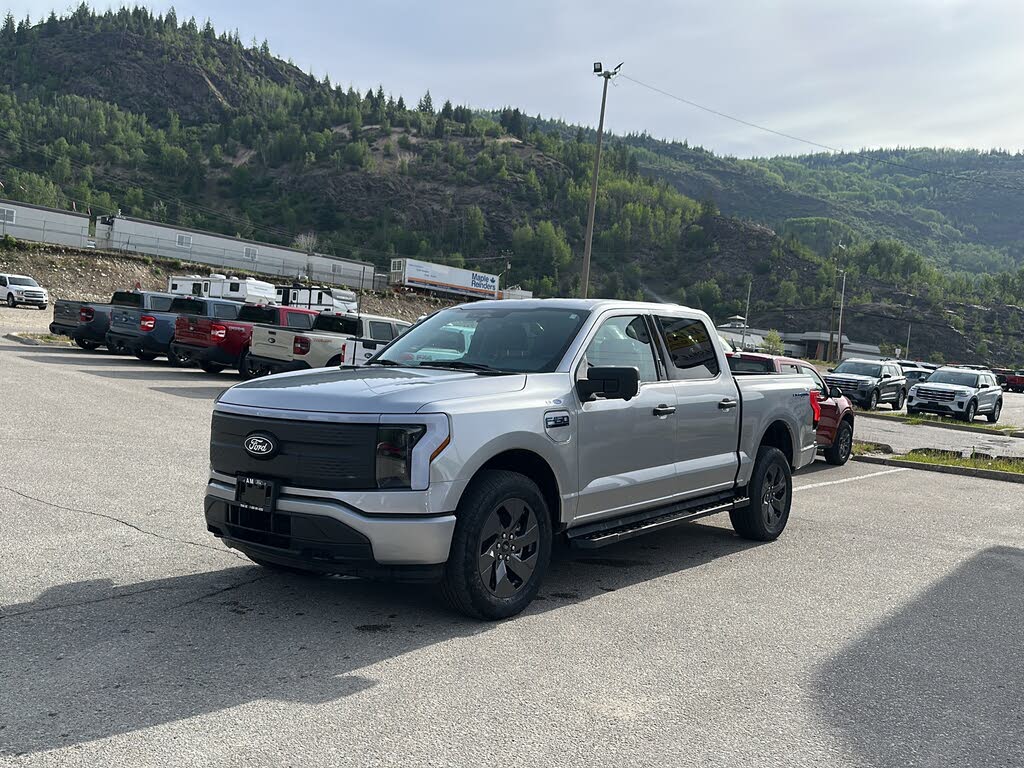 2024 Ford F-150 Lightning XLT SuperCrew AWD