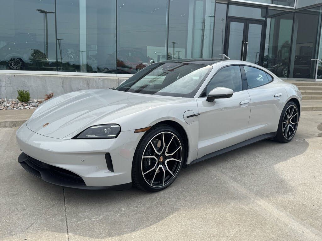 2025 Porsche Taycan 4 Sedan AWD