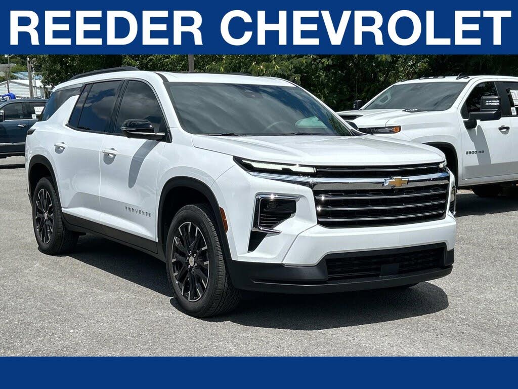 2026 Chevrolet Traverse LT FWD