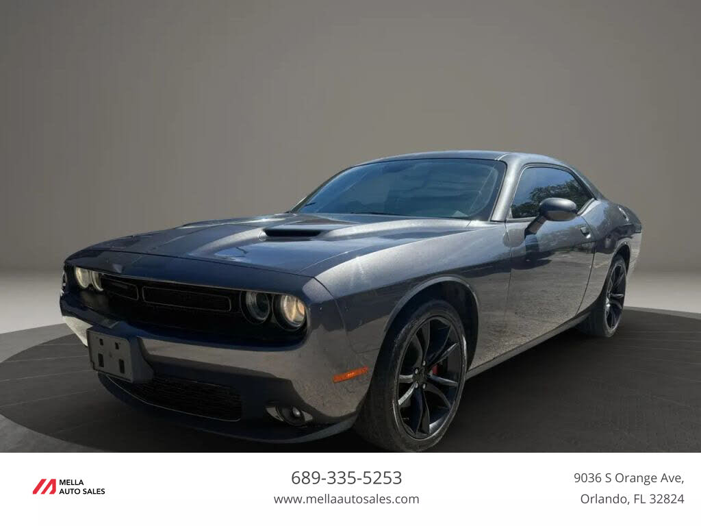 2016 Dodge Challenger SXT RWD