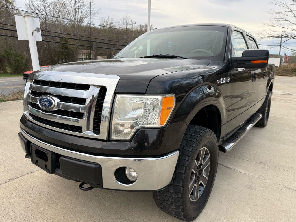 2010 Ford F-150 XL SuperCrew 4WD