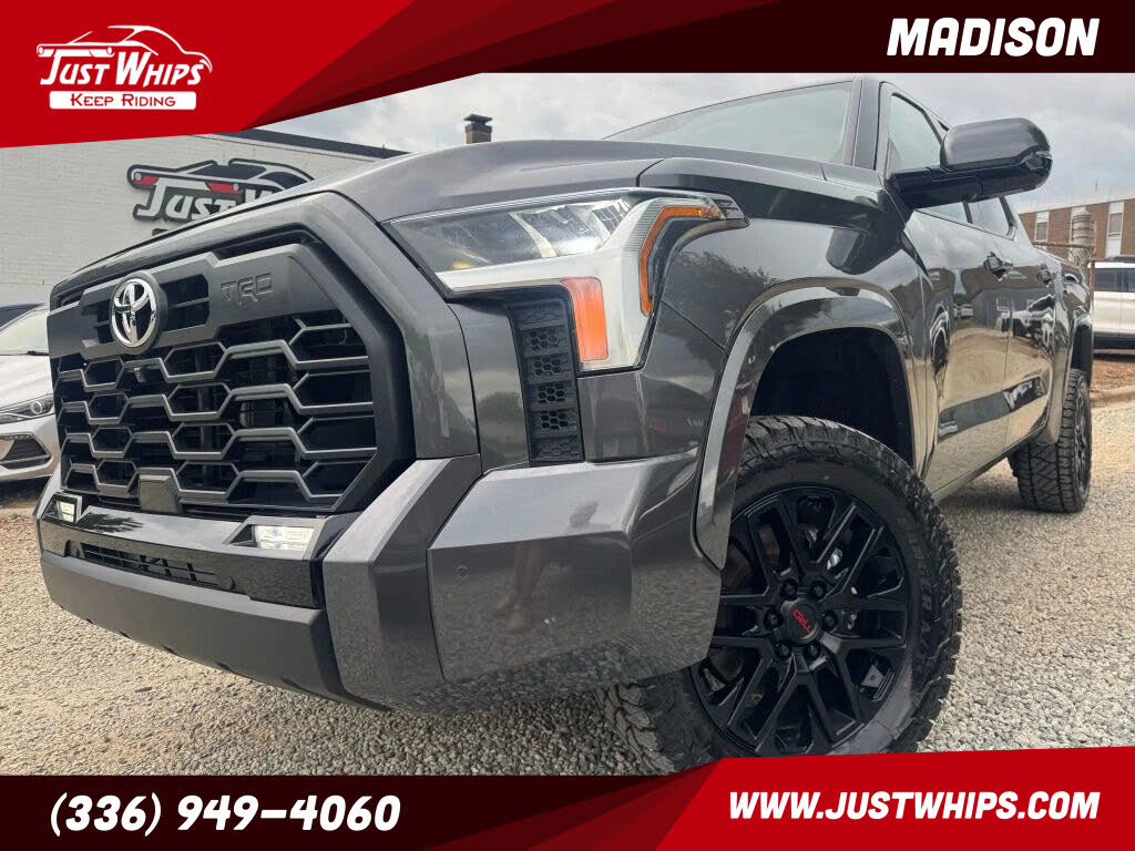 2024 Toyota Tundra SR5 CrewMax Cab 4WD