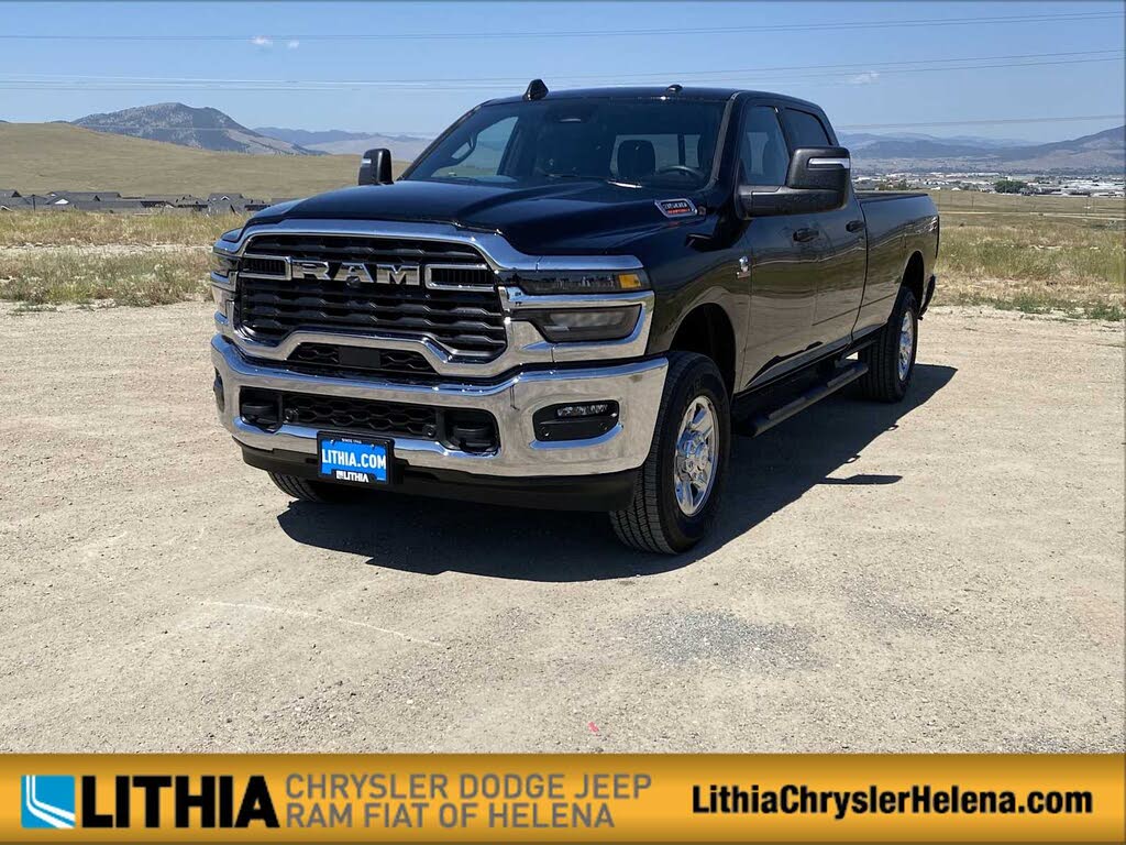 2025 RAM 3500 Tradesman Crew Cab LB 4WD