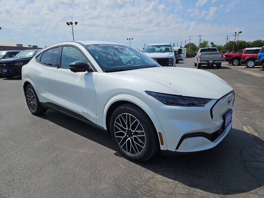 2025 Ford Mustang Mach-E Premium RWD