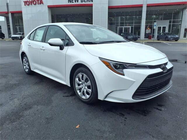 2025 Toyota Corolla LE FWD