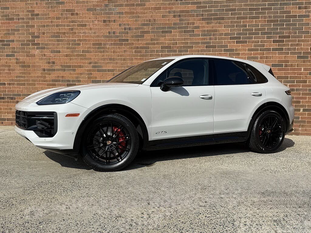 2025 Porsche Cayenne GTS AWD