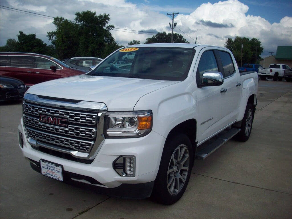 2022 GMC Canyon Denali Crew Cab 4WD