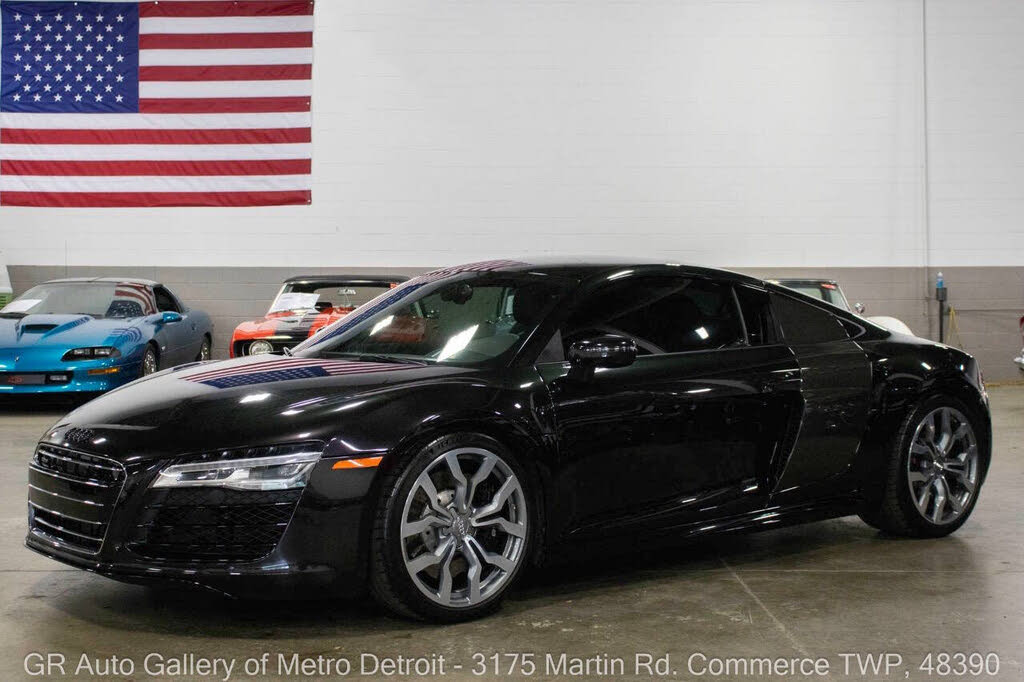 2015 Audi R8 quattro V10 Coupe AWD