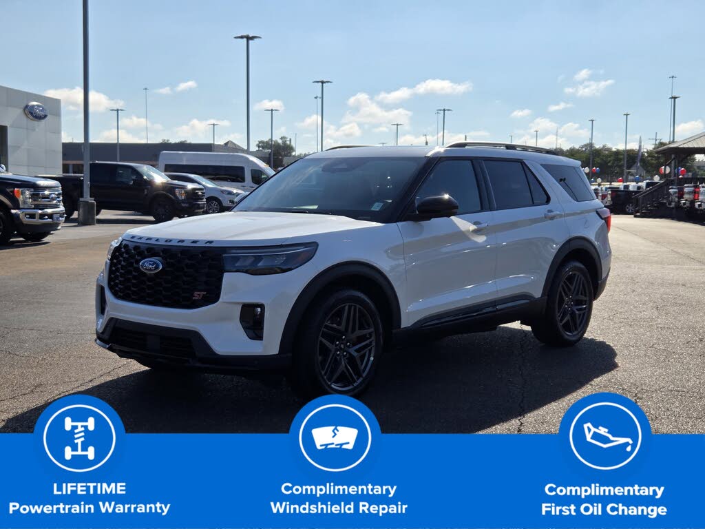 2025 Ford Explorer ST RWD