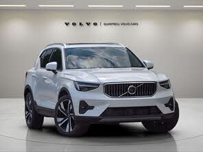 Volvo XC40 B5 Ultra Bright Theme AWD